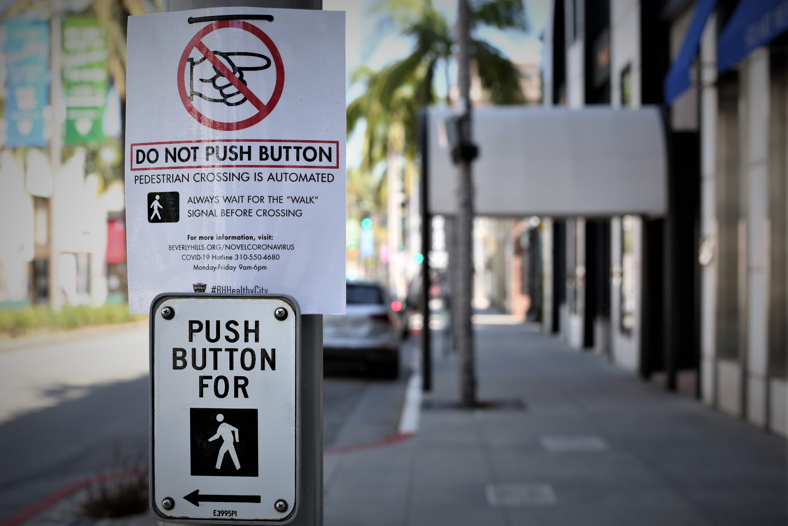 High-end shoppers slowly return to Rodeo Drive for curbside